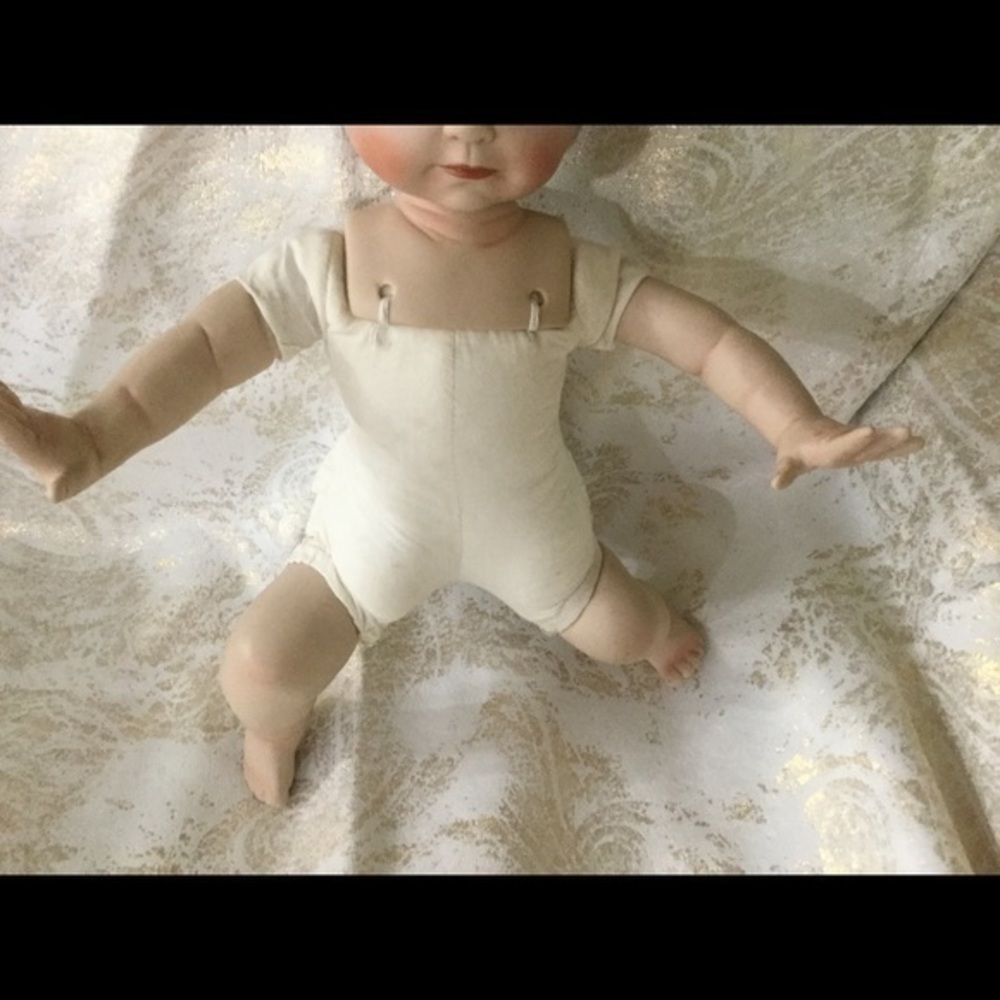 Ashton-Drake - Picture 3 of 9